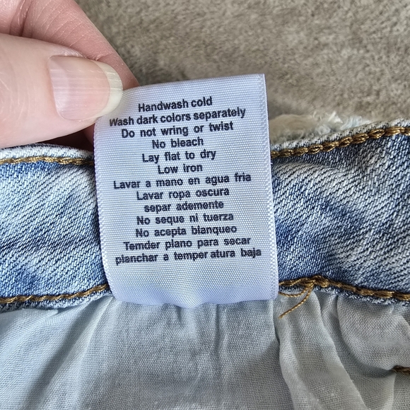 Judy Blue Boyfriend Fit distressed light wash jeans size 5/27 - Picture 13 of 13